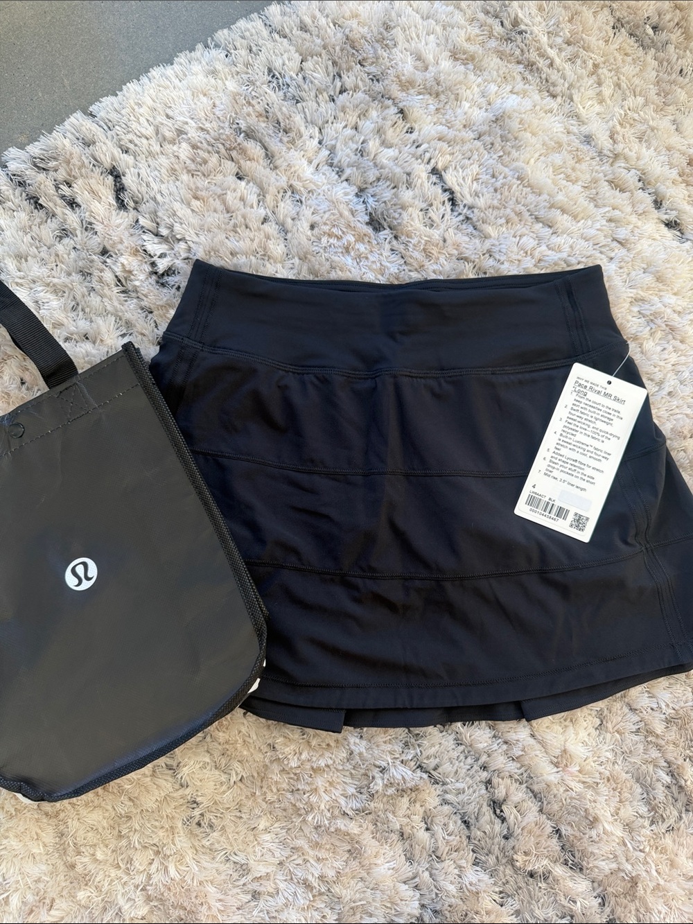 Lululemon Black Peace Rival MR skirt Long